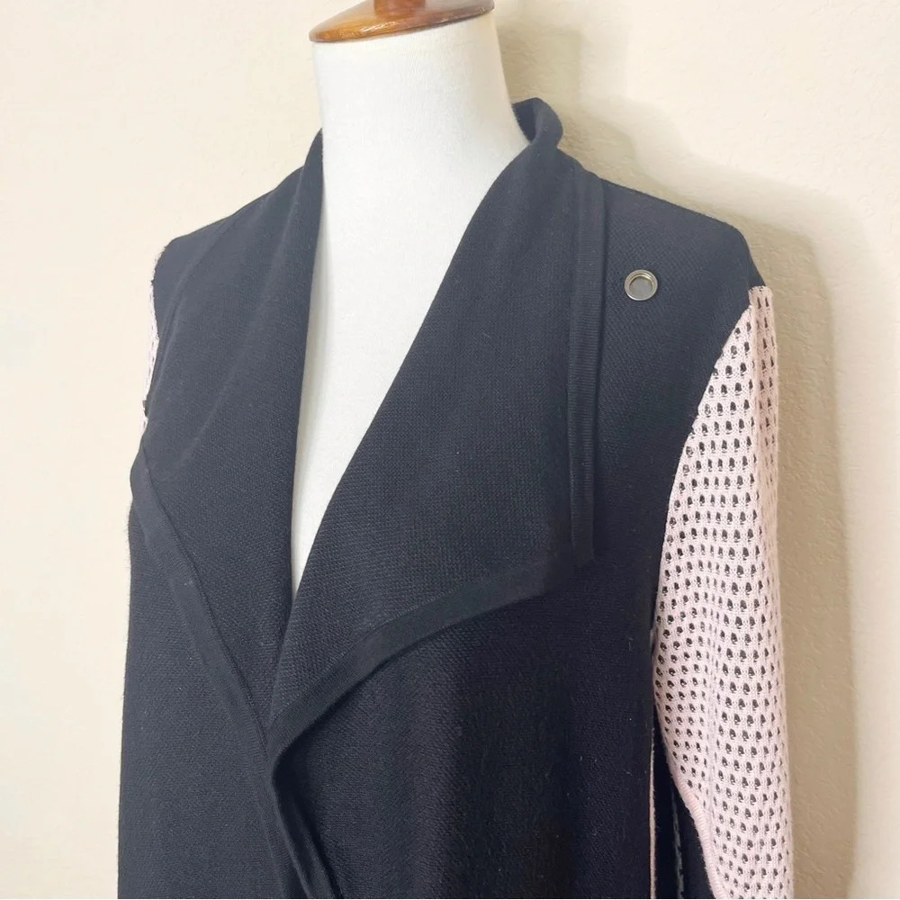 St. John Black and Pink Colorblock Open Front‎ Cardigan Jacket - Picture 4 of 12